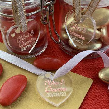 10 Etiquettes plexi personnalisées coeurs décors coeurs